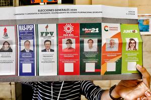 En fotos: las elecciones de Bolivia en las escuelas porteñas