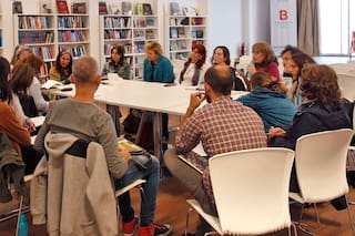 Bibliotecas: se consultan menos libros pero sobreviven como centros de estudio