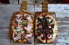 ¿Es pinsa o pizza?: un grupo de amigos descubrió esta variedad romana y la de mortadella y pistachos es famosa en el barrio