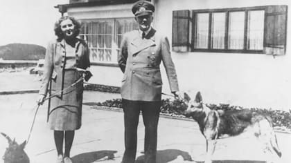 Hitler y Eva Braun se casaron el 29 de abril de 1945, un día antes de morir