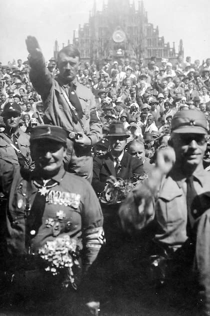 Hitler y Göring en una manifestación en 1928 cuando el partido nazi se preparaba para tomar el poder