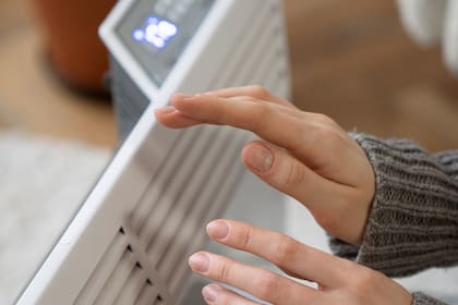 Hochul también pidió ampliar la inscripción en el Programa de Asequibilidad Energética que brinda hasta US$500 en descuentos anuales en las facturas de energía