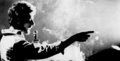 Dustin Hoffman lo interpretó en Lenny (1974), la película de Bob Fosse