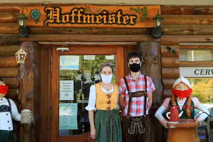 Hoffmeister Haus, una de las confiterías típicas de Villa General Belgrano que ofrece servicio de té con sabores alemanes