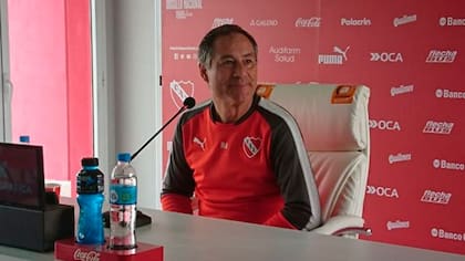 Holan fijó el objetivo para el Rojo