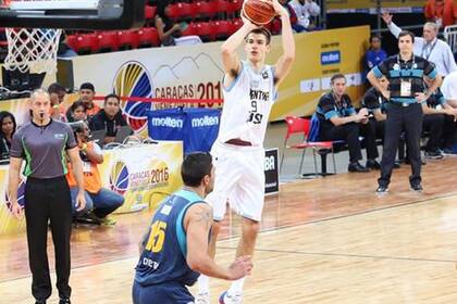 Holgado triunfo en el debut argentino frente a Uruguay