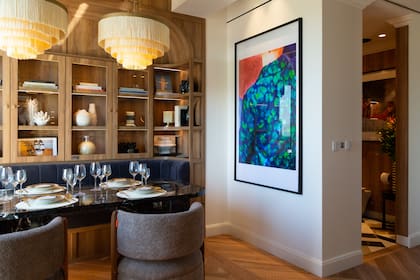 Hombre era Milán, fotografía de Daniel Karp en el espacio de Gaby López Monzón