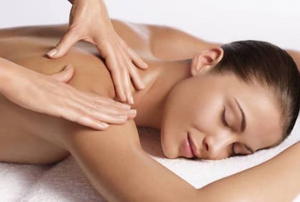 Hombres y mujeres pueden relajarse en buenas manos en Spa Carla Levy