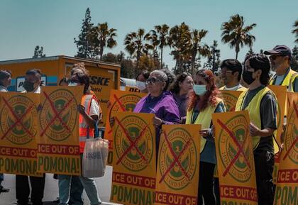 Home Depot pide un alto a las deportaciones y redadas de ICE