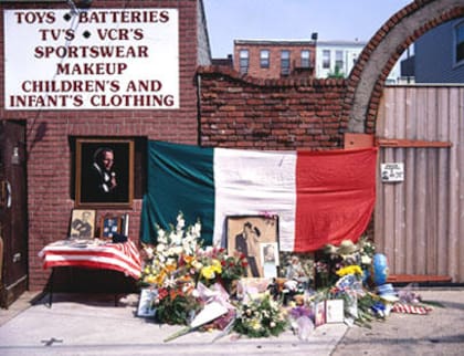 Homenaje a Frank Sinatra en su ciudad natal, Hoboken, el día de su muerte