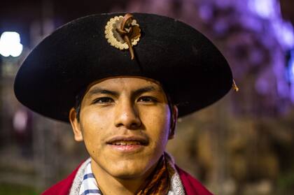 Convoca a gauchos de toda la provincia al monumento que recuerda al héroe Martín Miguel de Güemes