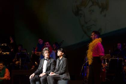 Homenaje a Maria Elena Walsh en el Teatro Colon