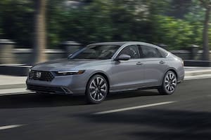 La automotriz que congeló sus precios y aplicó bonificaciones para su auto insignia