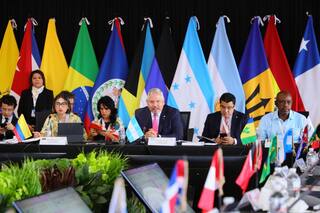 La Celac emitió un documento contra los aranceles de Trump y la Argentina denuncia que no hubo consenso