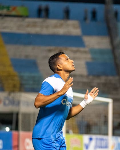 Honduras se ubica en la cima del grupo C con cuatro puntos (X/@FFH_Honduras)