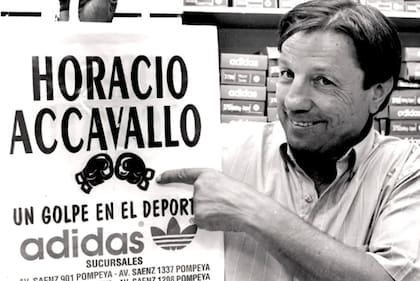 Horacio Accavallo tuvo varios locales donde vendía artículos deportivos