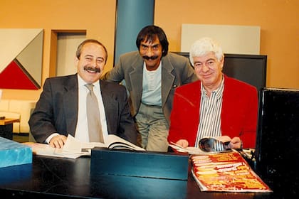 Horacio Fontova junto a Jorge Ginzburg y Adolfo Castello