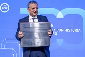 La refinería que late hace 100 años y se reinventa con la mirada puesta en la competitividad global
