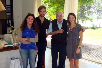 Horacio Mazza, junto a Carlos Páez Vilaró, artista al que admiraba profundamente