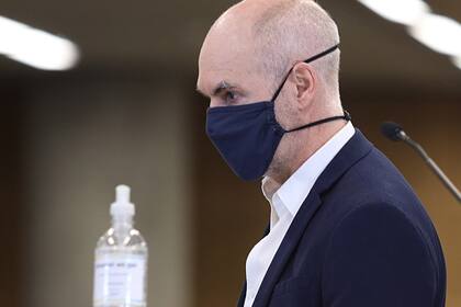 Horacio Rodríguez Larreta atraviesa un momento complicado, después de las largas filas para vacunar a adultos mayores en la Ciudad