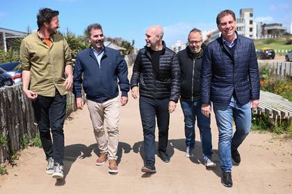 Horacio Rodríguez Larreta junto a Cristian Ritondo y Diego Santilli en Pinamar
