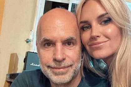 Horacio Rodríguez Larreta y Milagros Maylin, su novia, en una selfie publicada por ella