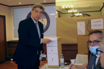 Horacio Rosatti en las elecciones en la Asociación de Magistrados