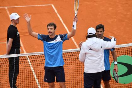 Horacio Zeballos y Machi González, en el último partido ante Belarús