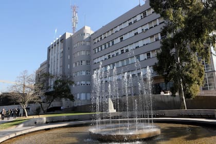 Hospital Central de Mendoza, el centro de salud en el que Sofía Bauzá estuvo internada tras sufrir el ACV