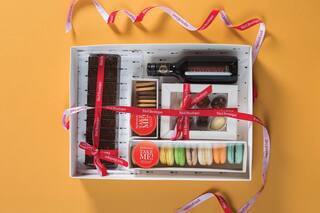 Con Sushi, con dulces o para armar el vermú, opciones que vienen en caja