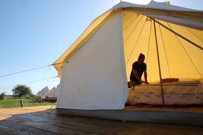 Hotel Folk Glamp Tents