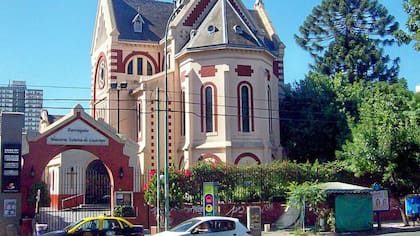 Hoteles baratos en Caballito: los mejores lugares para hospedarse. Foto: Wikipedia