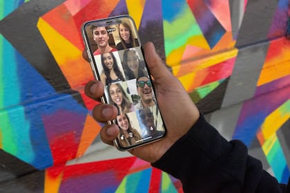 Las videollamadas con juegos de Houseparty son una gran opción para divertirse con familiares y amigos a la distancia