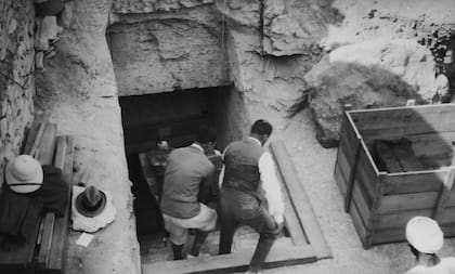 Howard Carter consiguió la concesión para explorar el Valle de los Reyes cuando el resto de los exploradores ya había abandonado el lugar creyendo que no quedaba ningún "tesoro" allí (Photo by Hulton Archive/Getty Images)