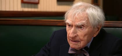 Howard Tucker todavía da clases, aunque ya no tiene pacientes. En la actualidad también se dedica a hablar de cómo ser más longevo