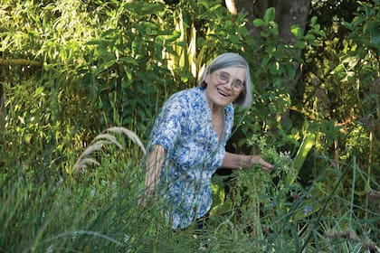 Hoy al frente de un vivero, Chola comenzó a realizar cursos de jardinería cuando sus hijos ya estaban grandes.