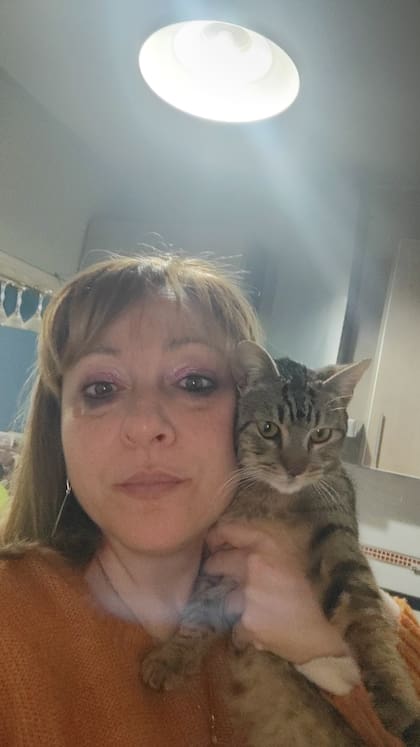 Hoy Cholito forma parte de la familia multiespecie de Nadia.