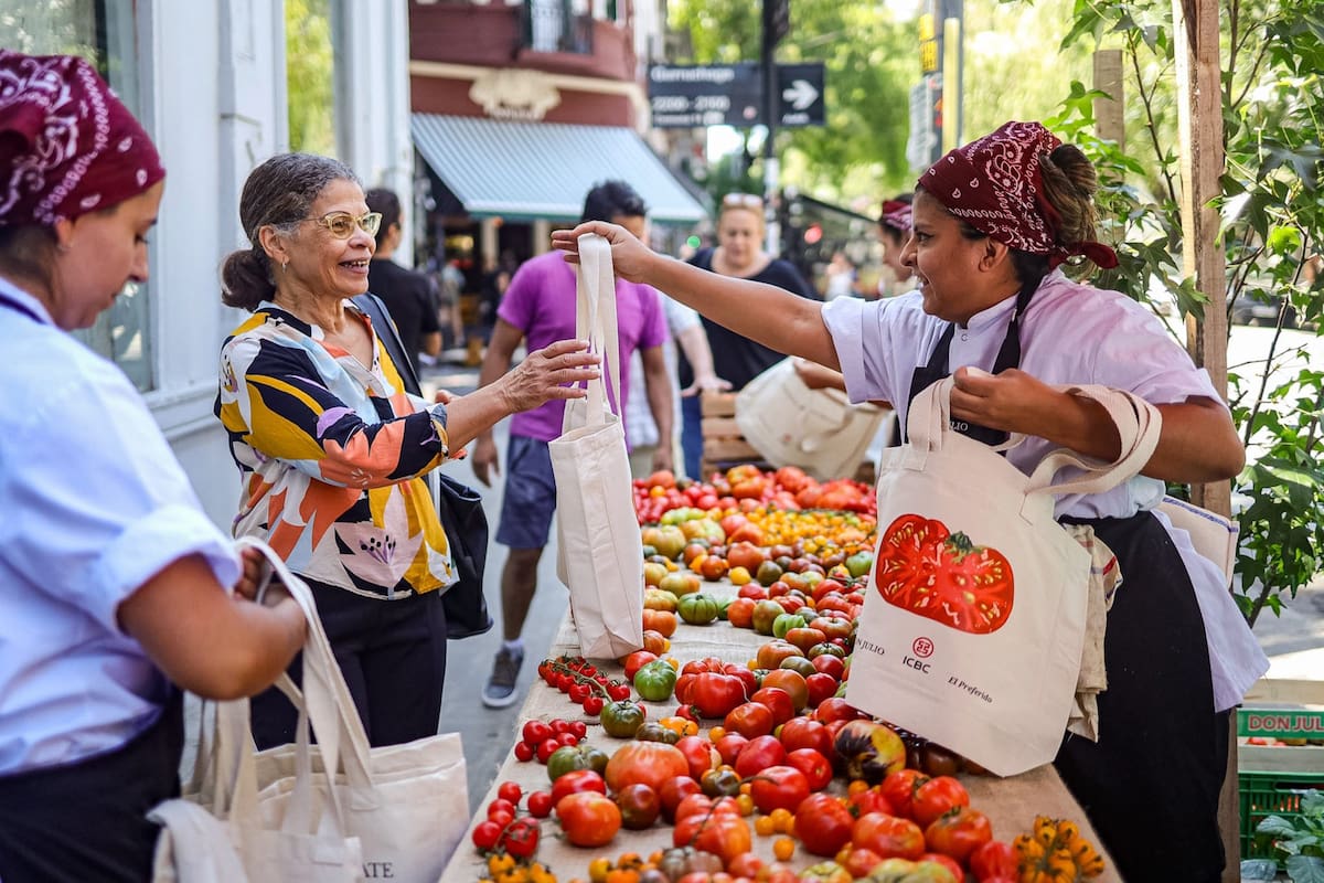Dois dias de gastronomia e arte nas calçadas ao estilo clássico de Palermo
