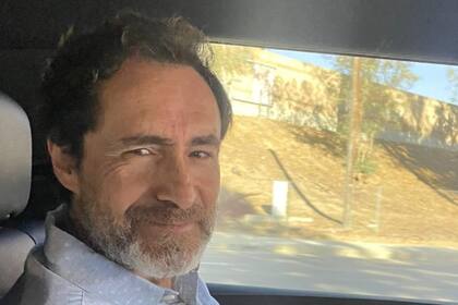 Hoy en día, Demián Bichir permanece en EE.UU. con proyectos mediáticos