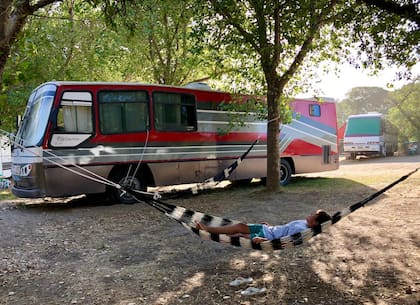 "Hoy estamos casi en un promedio de 70/30 de casillas y motorhome frente a la carpa, cuando estadísticamente siempre fue al revés, dice Rafael Mujica Lázaro, titular del Camping Lillo