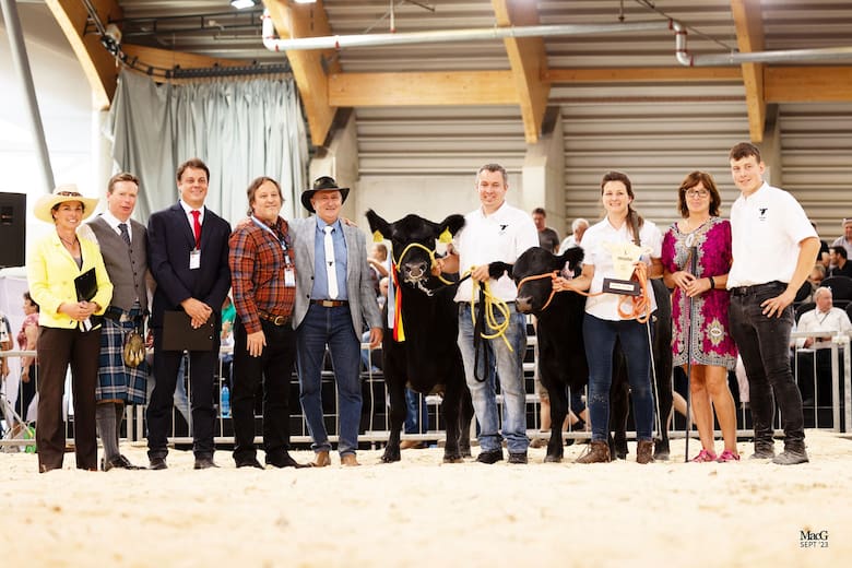 Un argentino instaló la primera cabaña ganadera nacional en Europa y exporta genética a más de diez países