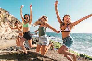 150 frases para compartir por WhatsApp en el Día del Soltero