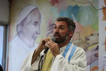 Hoy se cumplen 17 años de la creación de los Hogares de Cristo que fueron creados de la mano del Papa Francisco