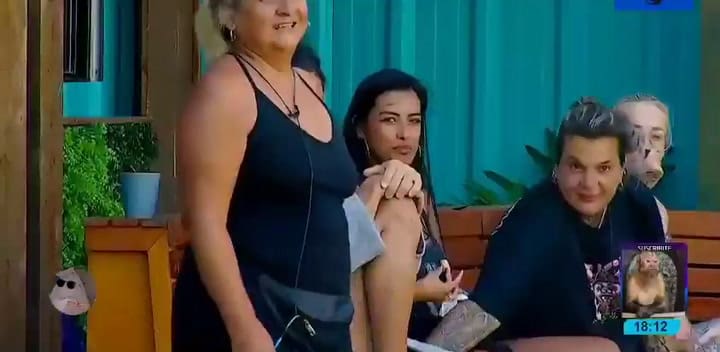 Tato Y Martina Se Besan