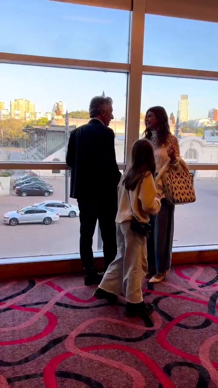 Mauricio junto a Antonia y Juliana