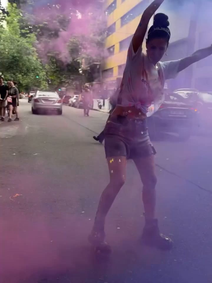 Silvina Escudero se recibió en la carrera de Locución y emocionó a todos con sus palabras