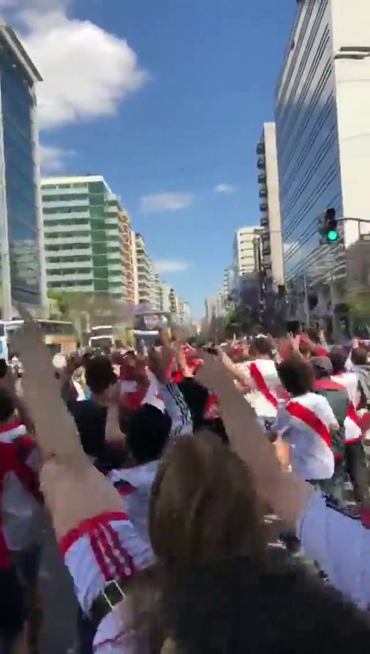 Así llegaba el micro de Boca al Monumental - Fuente: Twitter