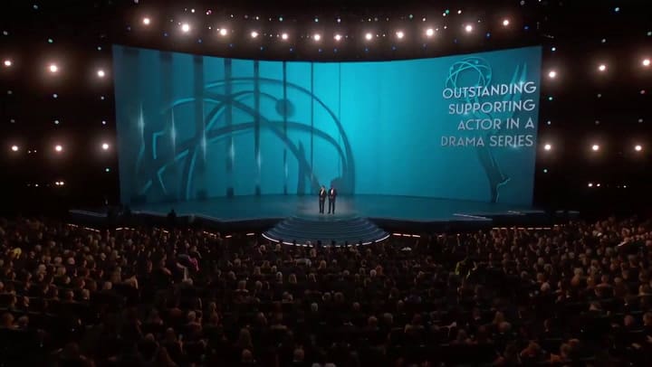 Peter Dinklage, mejor actor de reparto en los Emmy - Fuente: YouTube