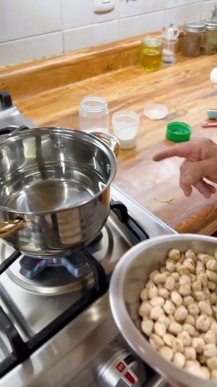 El sencillo truco para ablandar rápidamente los garbanzos a la hora de cocinarlos