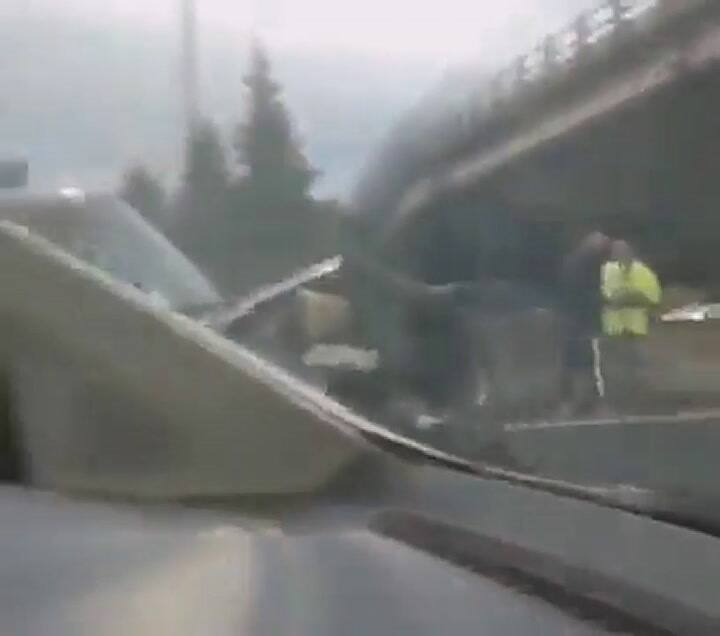 Al menos 10 autos chocaron sobre la Autopista Panamericana